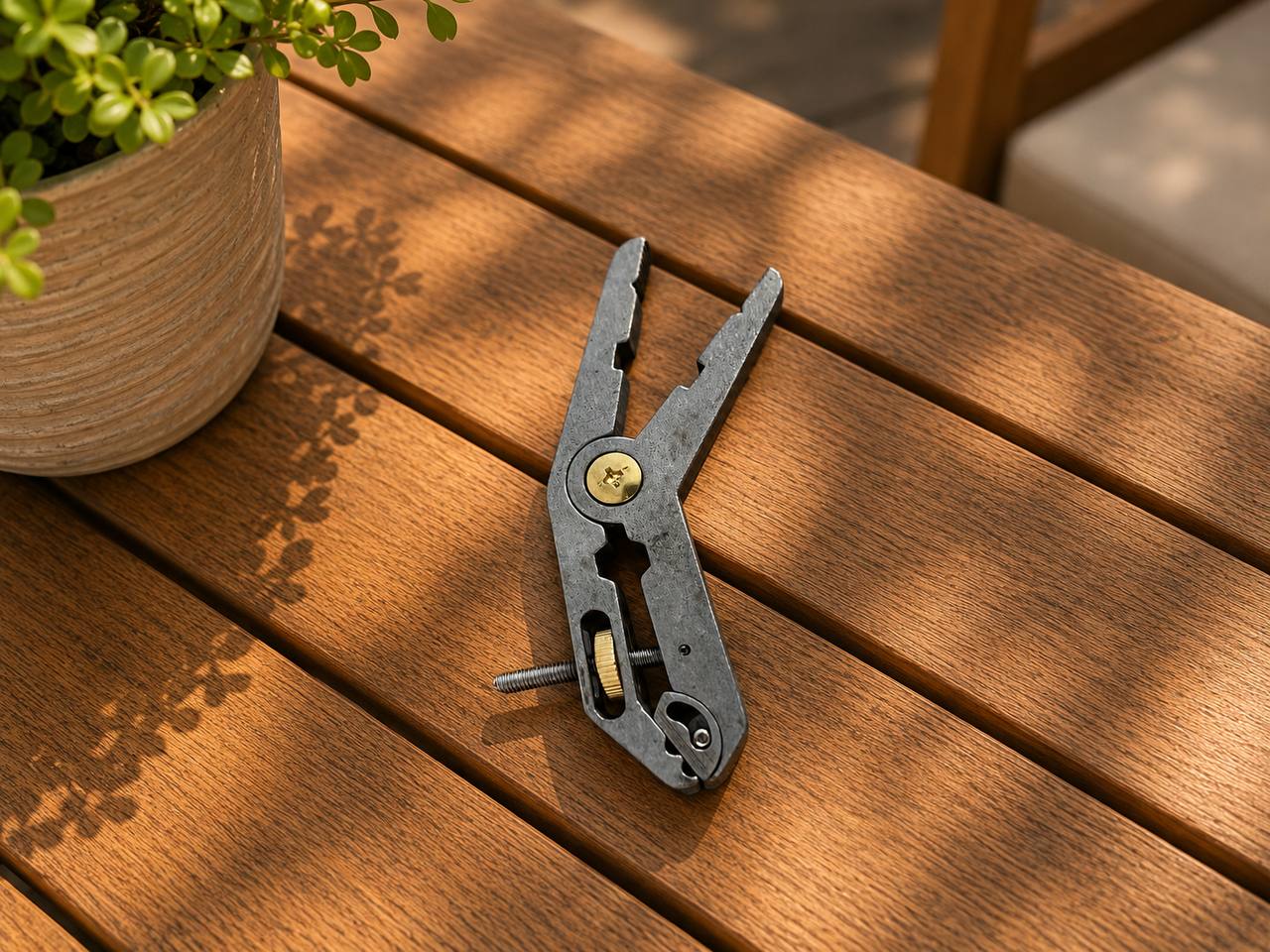 Universal Multifunction Pliers for Connectors and Wires