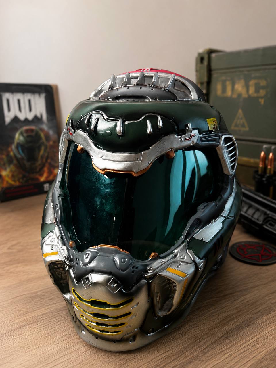 DOOM Eternal Slayer Helmet – Resin Replica, Cosplay, Collectible 2