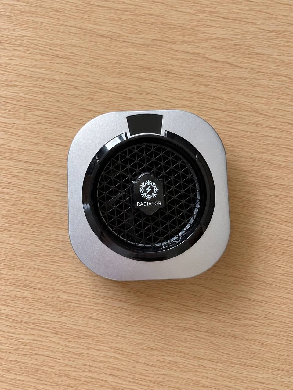 Охладитель для телефона RADIATOR с USB-кабелем, серебристо-чёрный 2