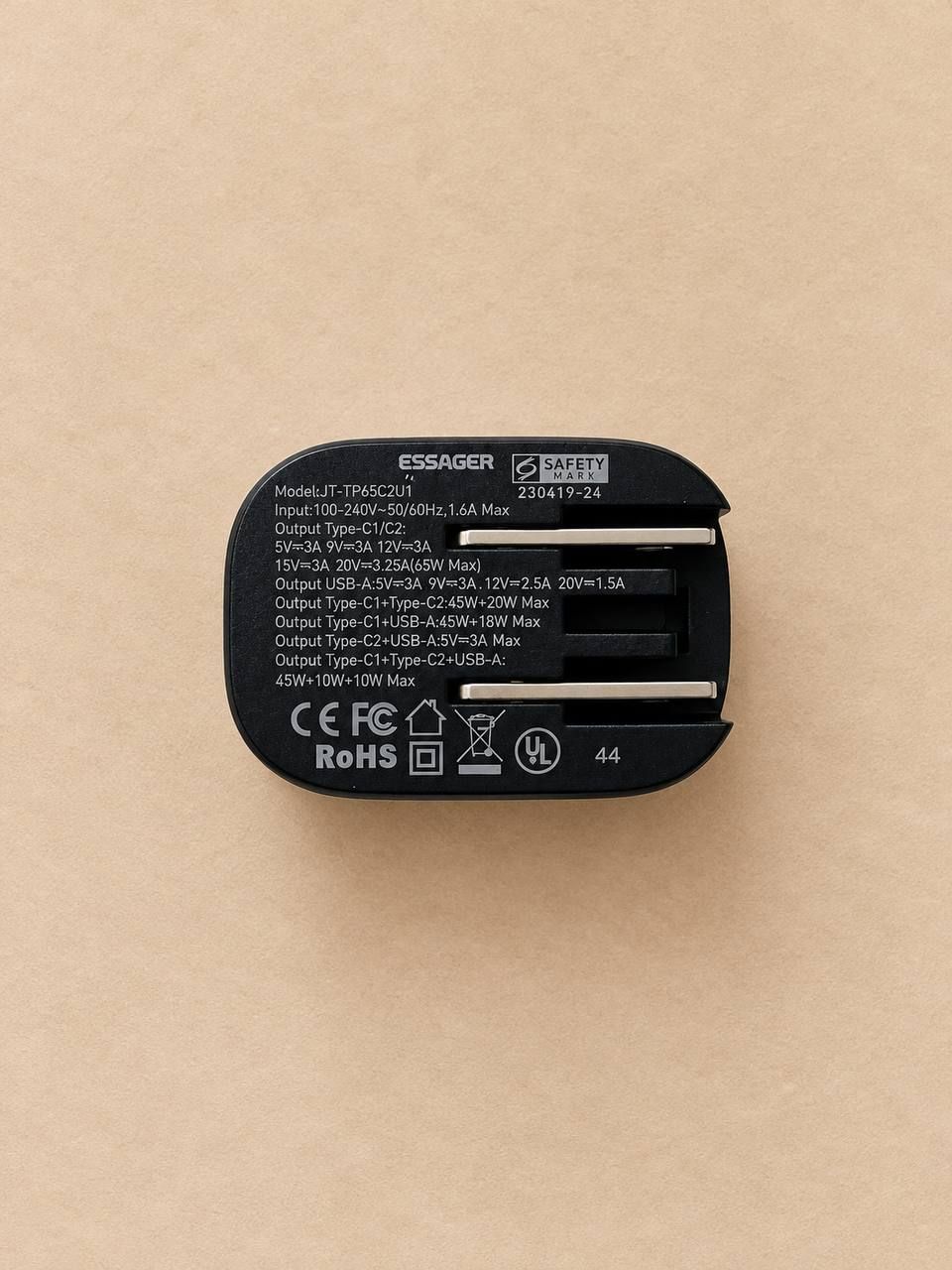 Ładowarka sieciowa Essager GaN 65 W USB-A + 2x USB-C 3