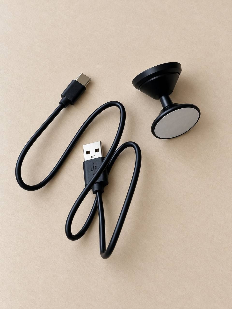 Mini kamera WiFi HD z magnetycznym uchwytem i kablem USB-C 4