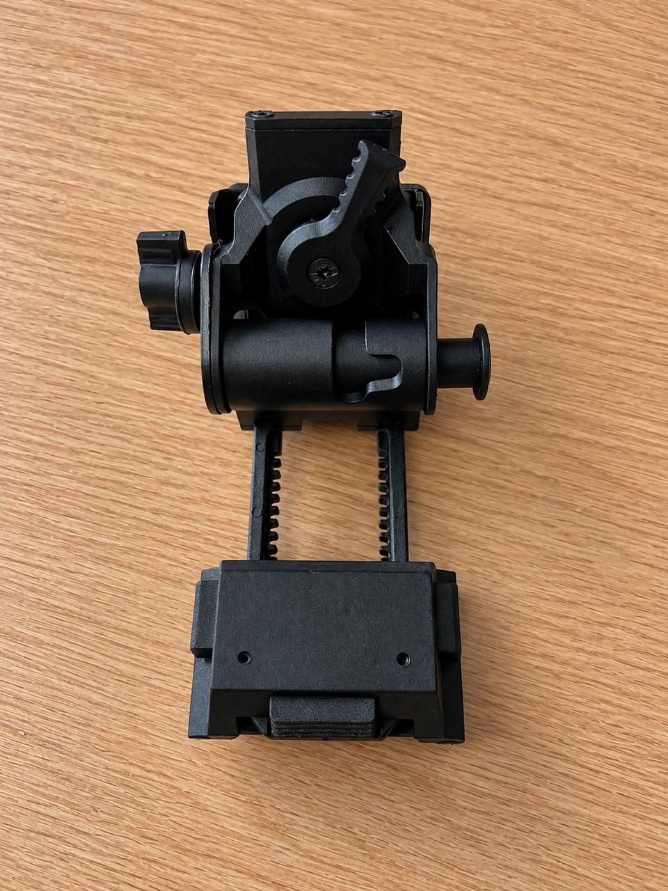 Niskoprofilowy montaż do noktowizji L4 G24 NVG 3