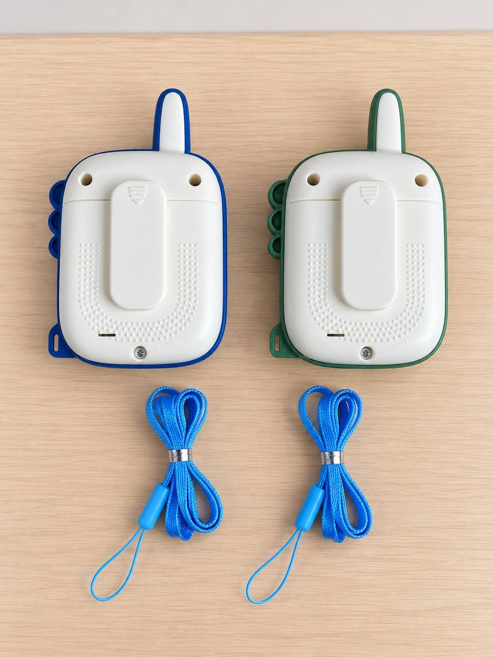 Dinosaur-shaped walkie-talkies for kids, set of 2 (blue and green) 3