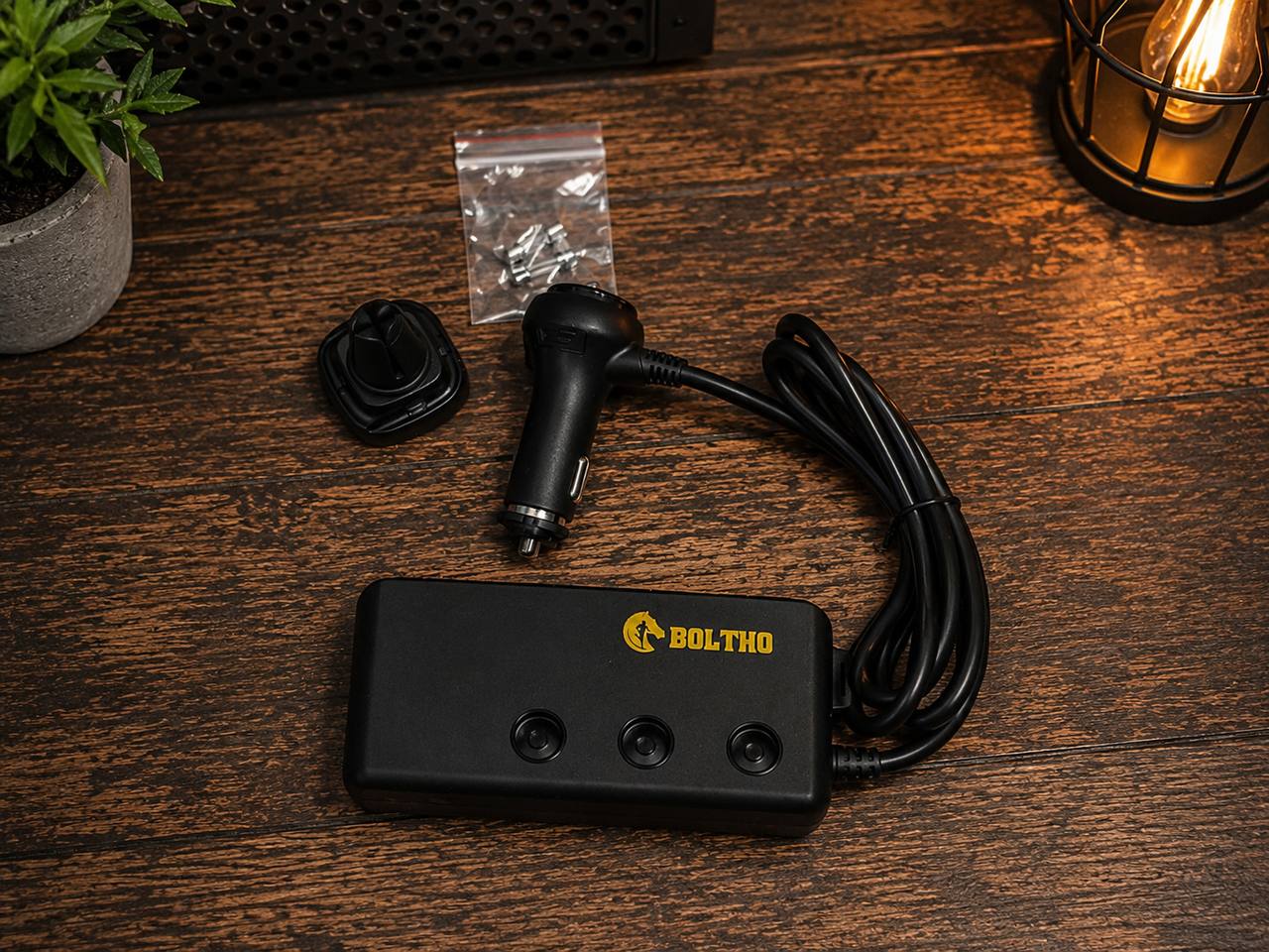 BOLTHO Cigarette Lighter Splitter 3x12V + 4xUSB 12V/24V 5