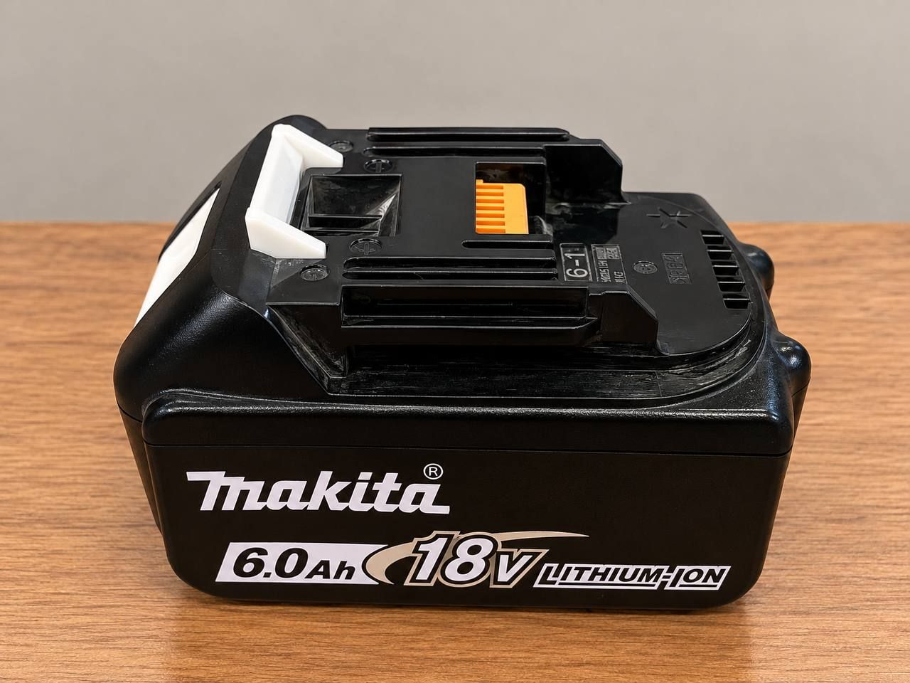 Akumulator Makita 18 V 6.0 Ah Li-Ion 4
