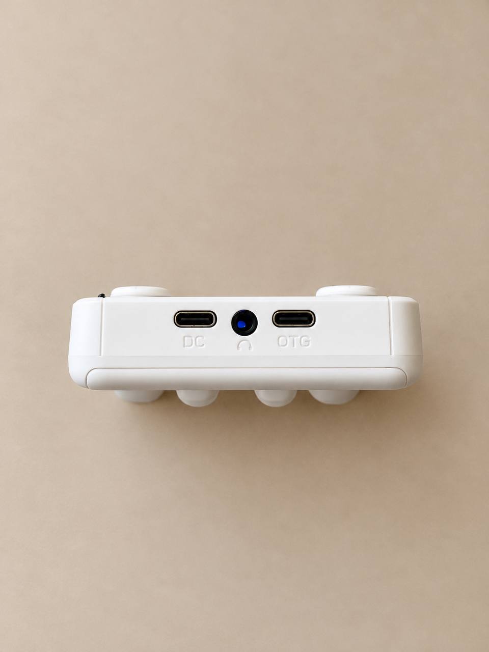 Konsola przenośna R36 Ultra 4 cale WiFi Retro Gaming Biała 3
