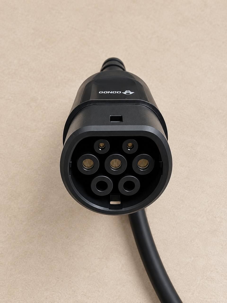 Goneo Type 2 16 A Portable EV Charger, 5 m cable, Schuko plug, model D2E-E16EU 3