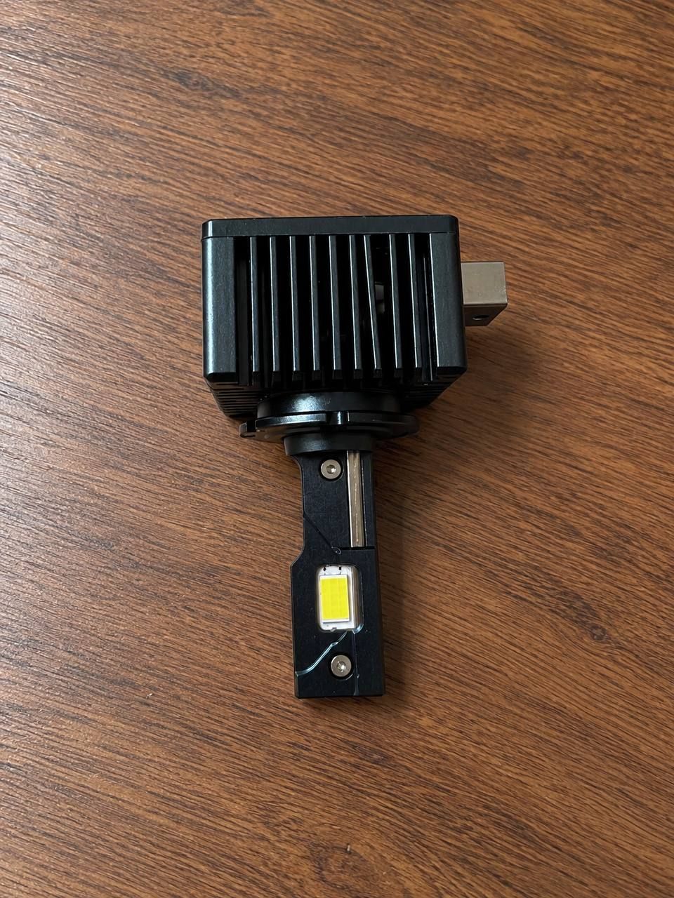 Светодиодные лампы D3S/D3R для ксеноновых фар, комплект EMA Automotive D-Line Plug&Play 2