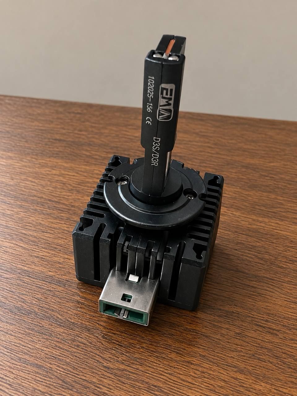 Светодиодные лампы D3S/D3R для ксеноновых фар, комплект EMA Automotive D-Line Plug&Play 5