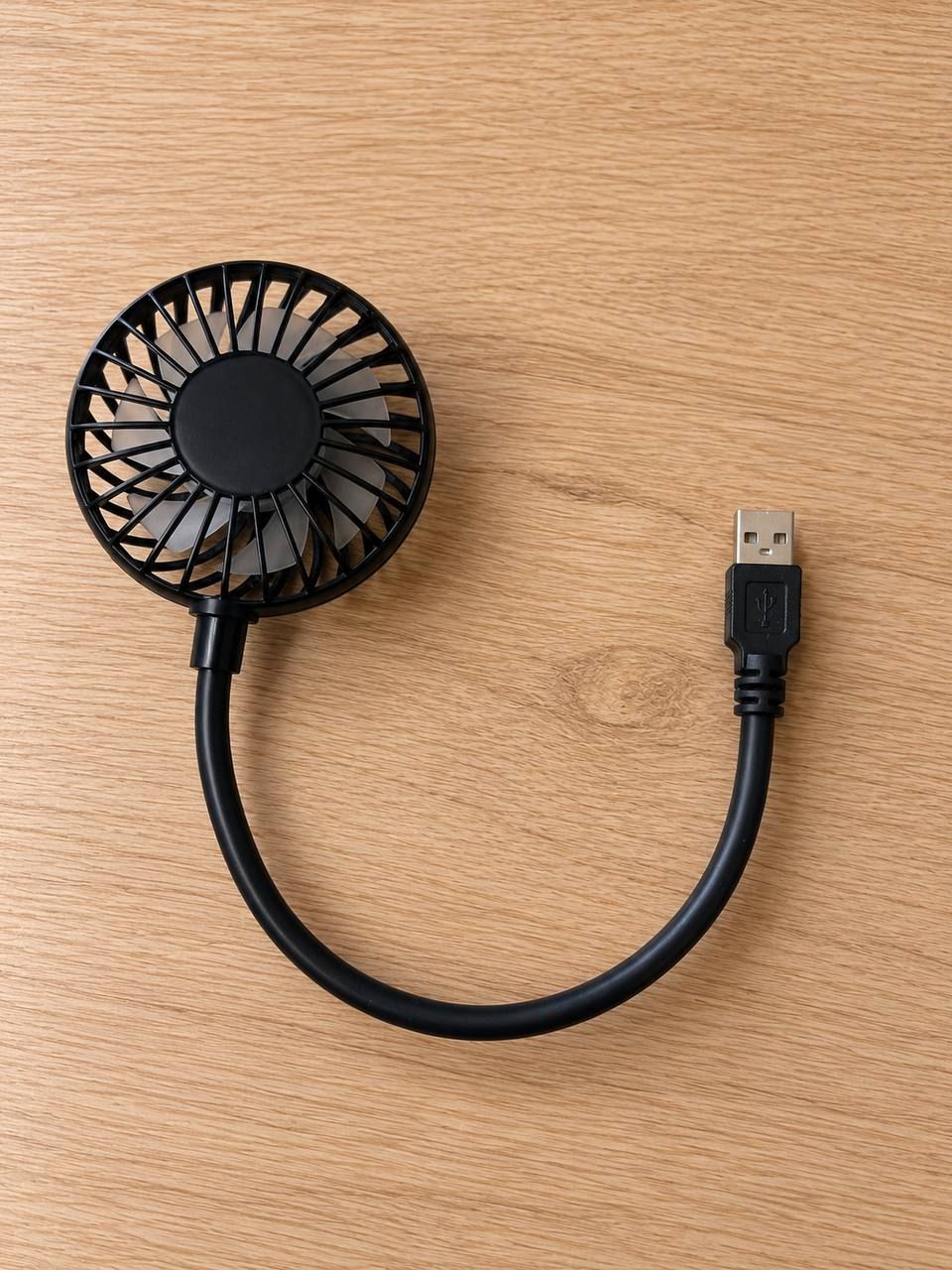 Mini USB Fan with a Flexible Cord, Black 2